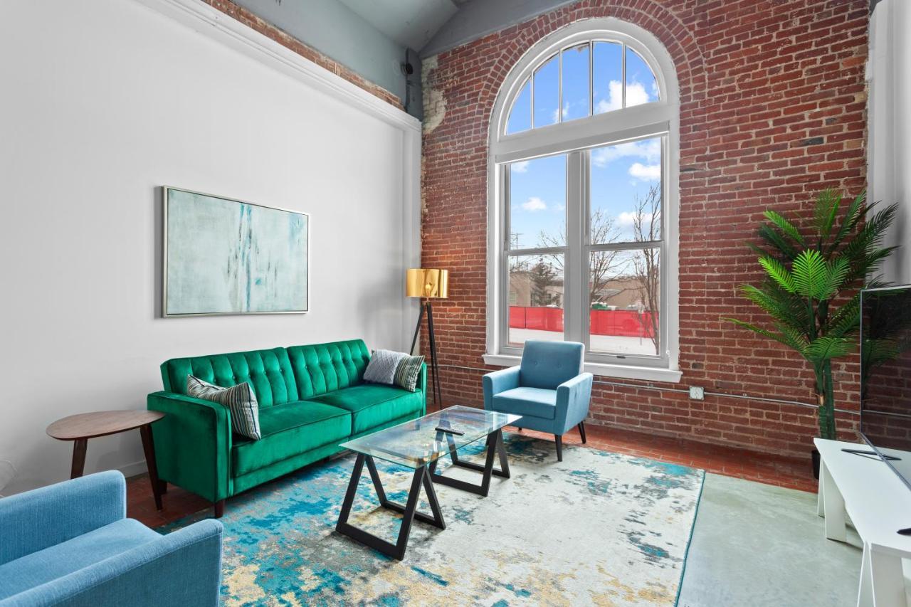 Frontdesk Historic Kcy Flats With Rooftop Deck Κάνσας Σίτι Εξωτερικό φωτογραφία